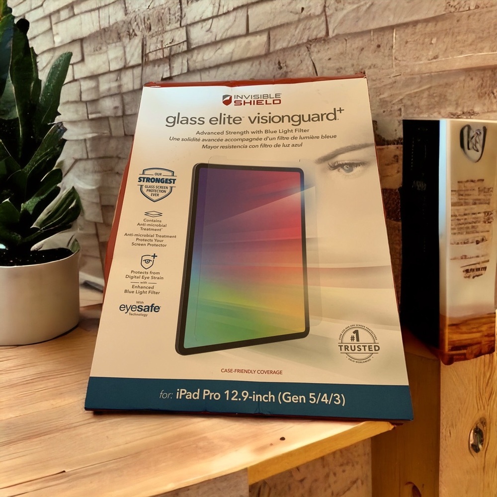 Invisible Shield Glass Elite Visionguard+ For iPad Pro Gen 5/4/3 (12.9in)